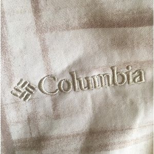Columbia woman’s jacket with hoodie good condition